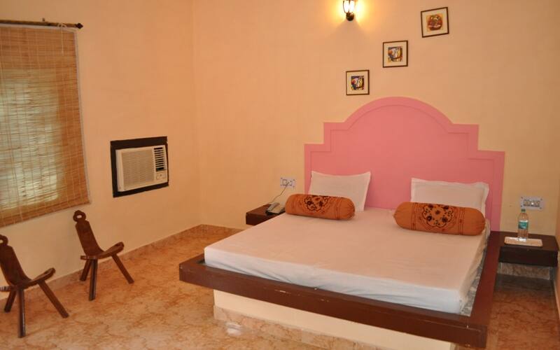 Kanwhizz Hum Tum Resort, Corbett 1